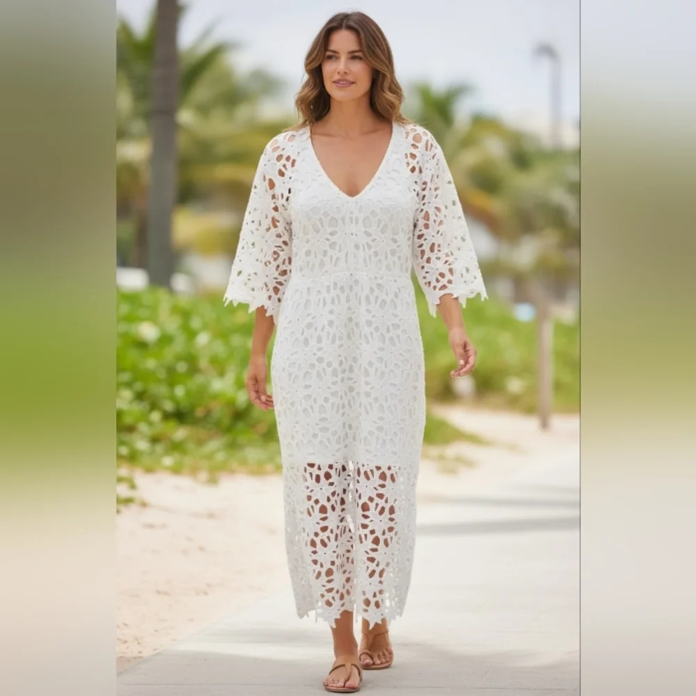 Chic White Crochet Beach Cover-Up - Picture 1 of 7
